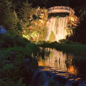 Beleuchtete  Wasserspiele, Teufelsbrücke_Volker Siesenop