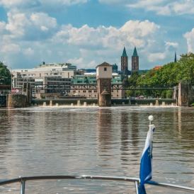 Stadt-am-Fluss_Paul-Würthner