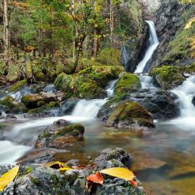 Volker-Siesenop_Wasserfall-im-Isartal