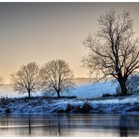 "Wintertag am Fluss"- , von Jürgen Willand Canon EOS 6D M II - 30 secs - f/11 - ISO 100 - 42mm